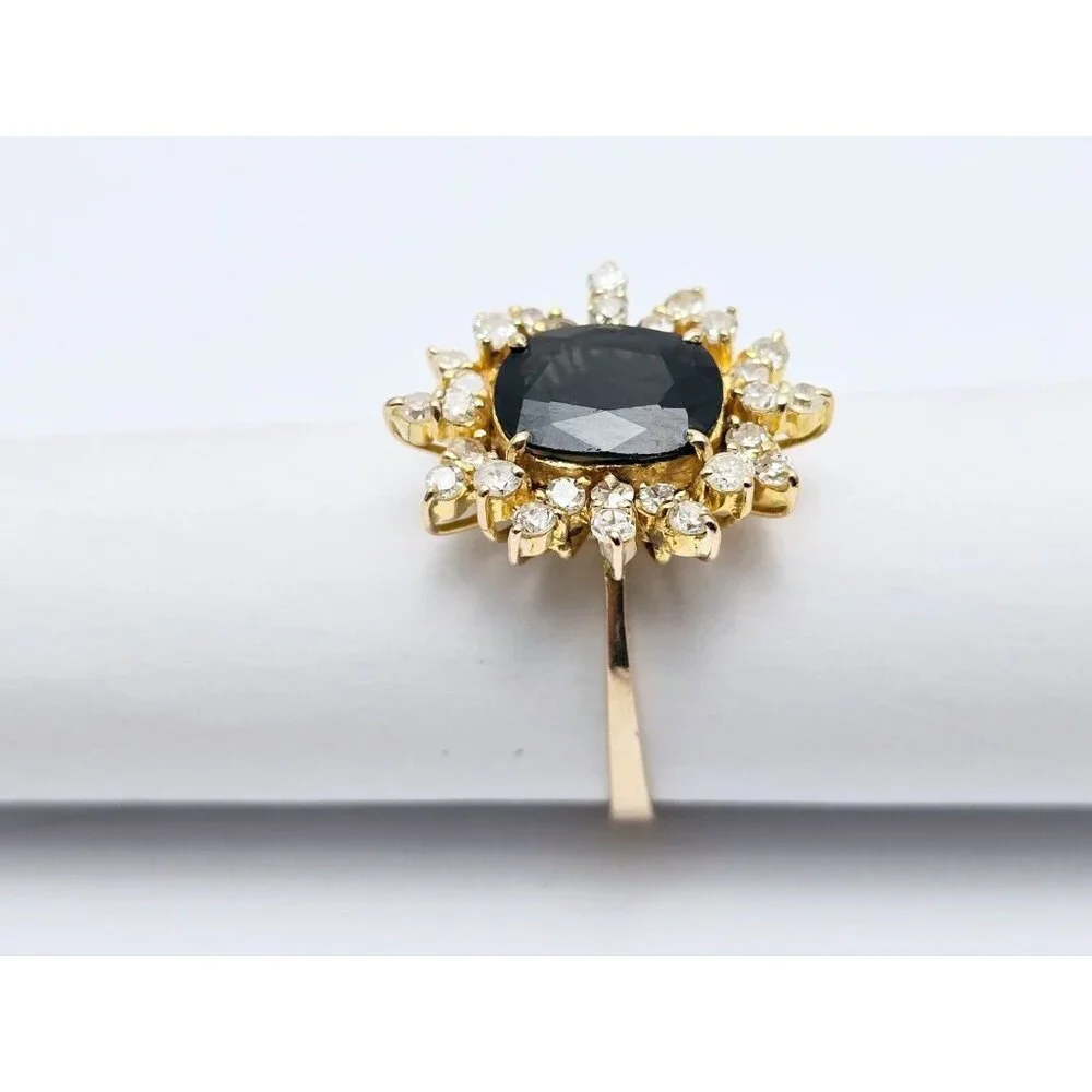 18K Solid Yellow Gold Designer Oval Sapphire & Round Diamond Ring - Size 8.75